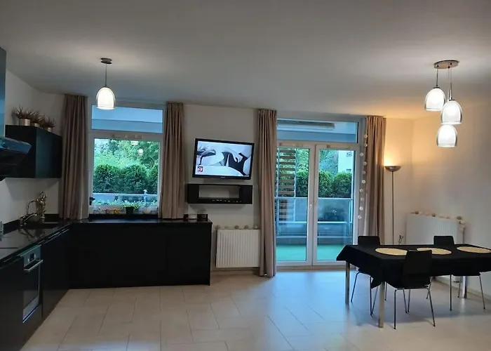 Super Mieszkanie Z Tarasem I Parkingiem Podziemnym * Warsaw